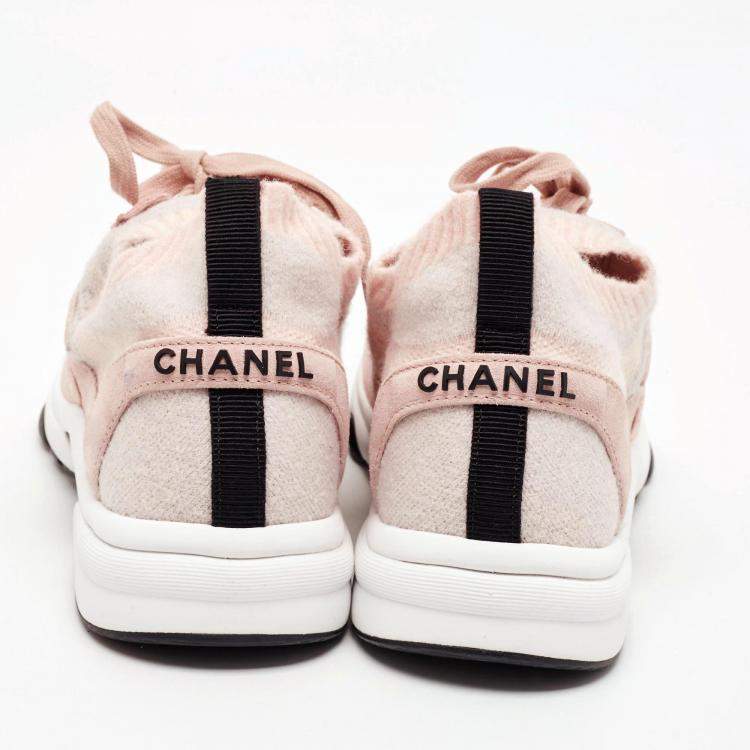 Chanel CC Size 40.5 Two Tone Knit Fabric and Suede Lace Up Sneakers