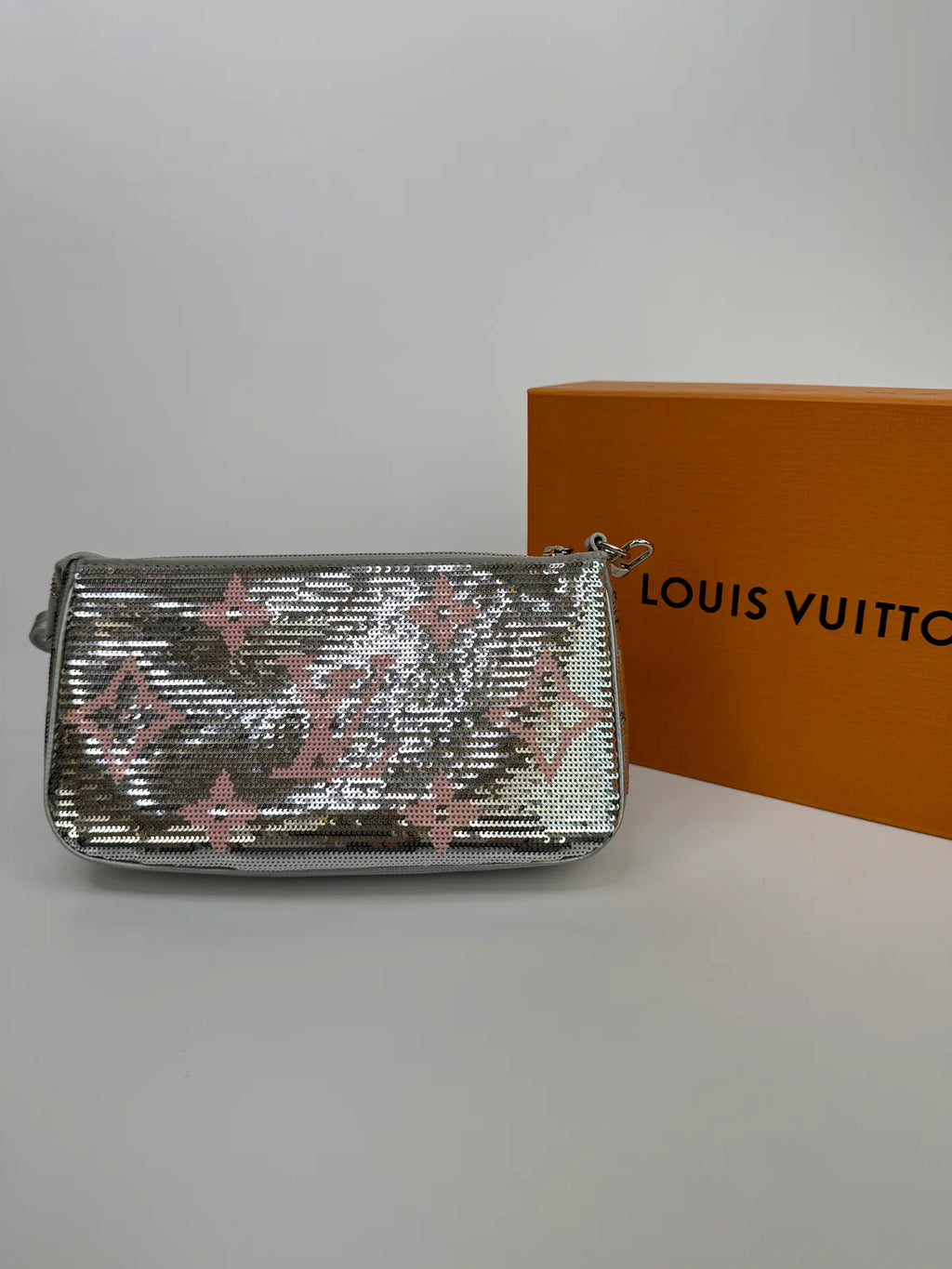 LOUIS VUITTON LV NIGHT POCHETTE ACCESSORIES