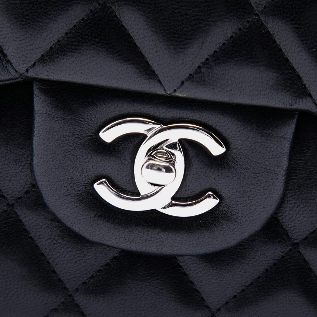 Chanel Black Jumbo Classic Lambskin Double Flap