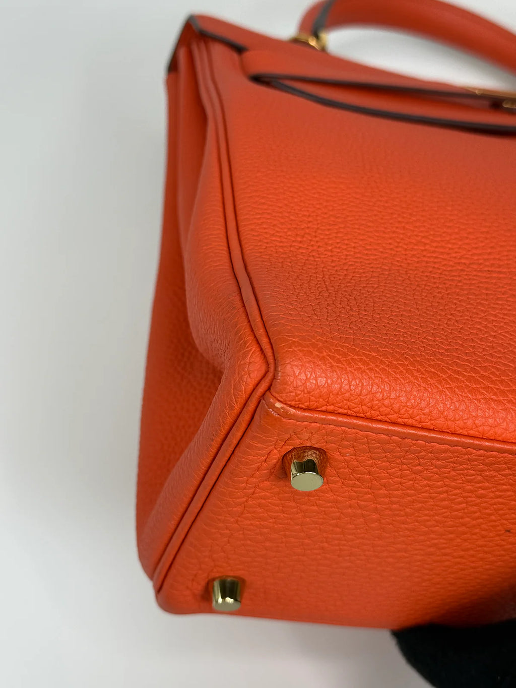 HERMÈS KELLY 28 IN CAPPUCINE TOGO LEATHER GOLD HARDWARE