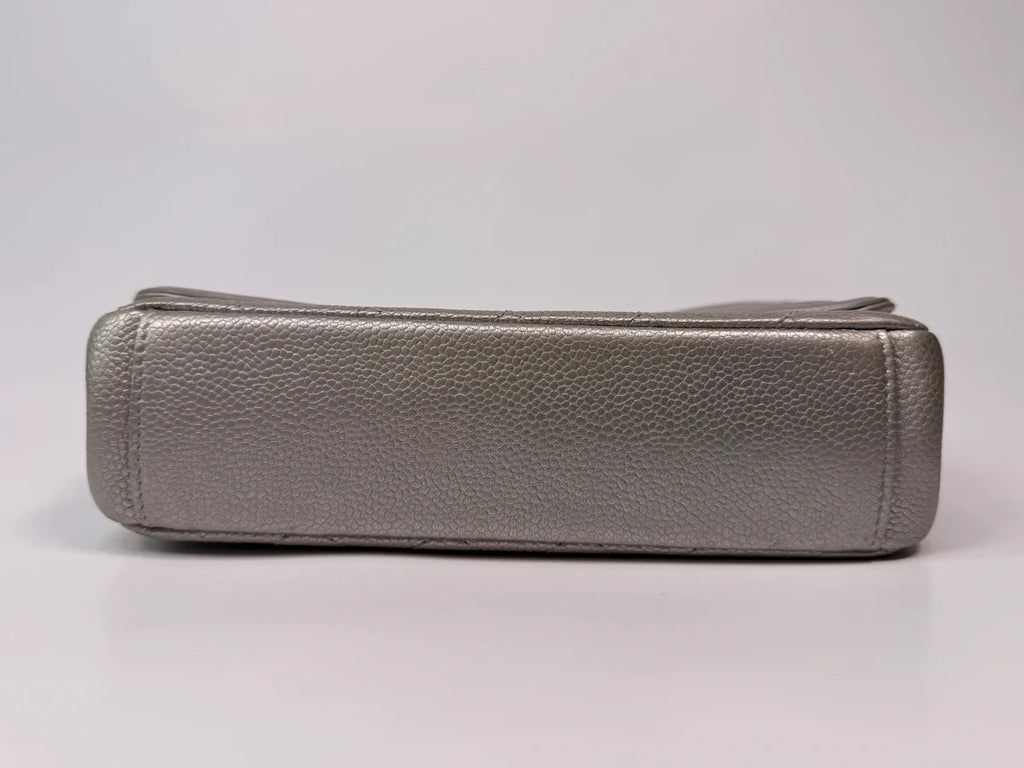 CHANEL CC FILIGREE WALLET ON CHAIN IN METALLIC SILVER