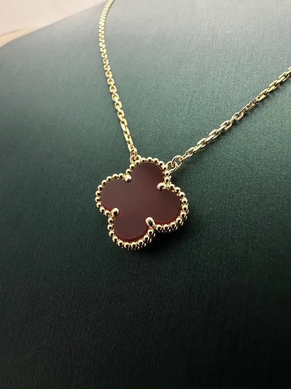 Van Cleef And Arpels Vintage Alhambra Pendant VCARD38500