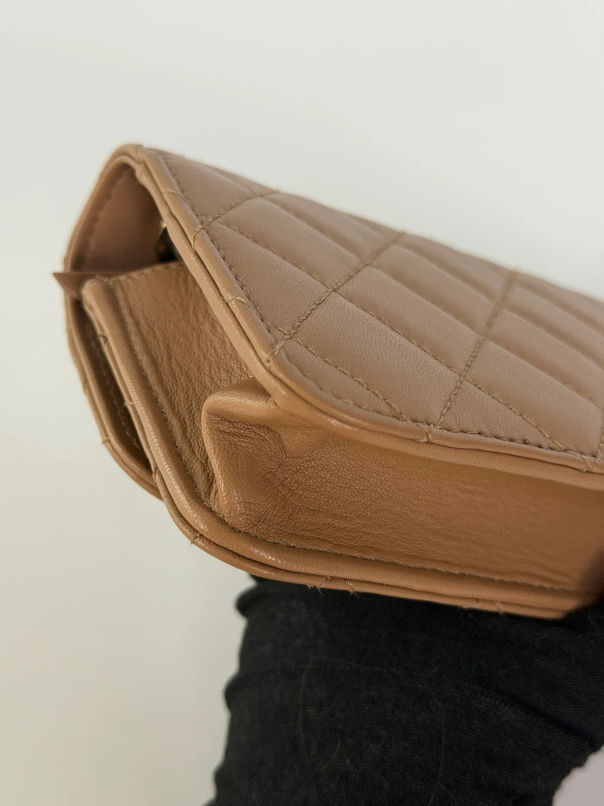 CHANEL TRENDY WALLET ON CHAIN IN BEIGE LAMBSKIN WITH GOLD HARDWARE