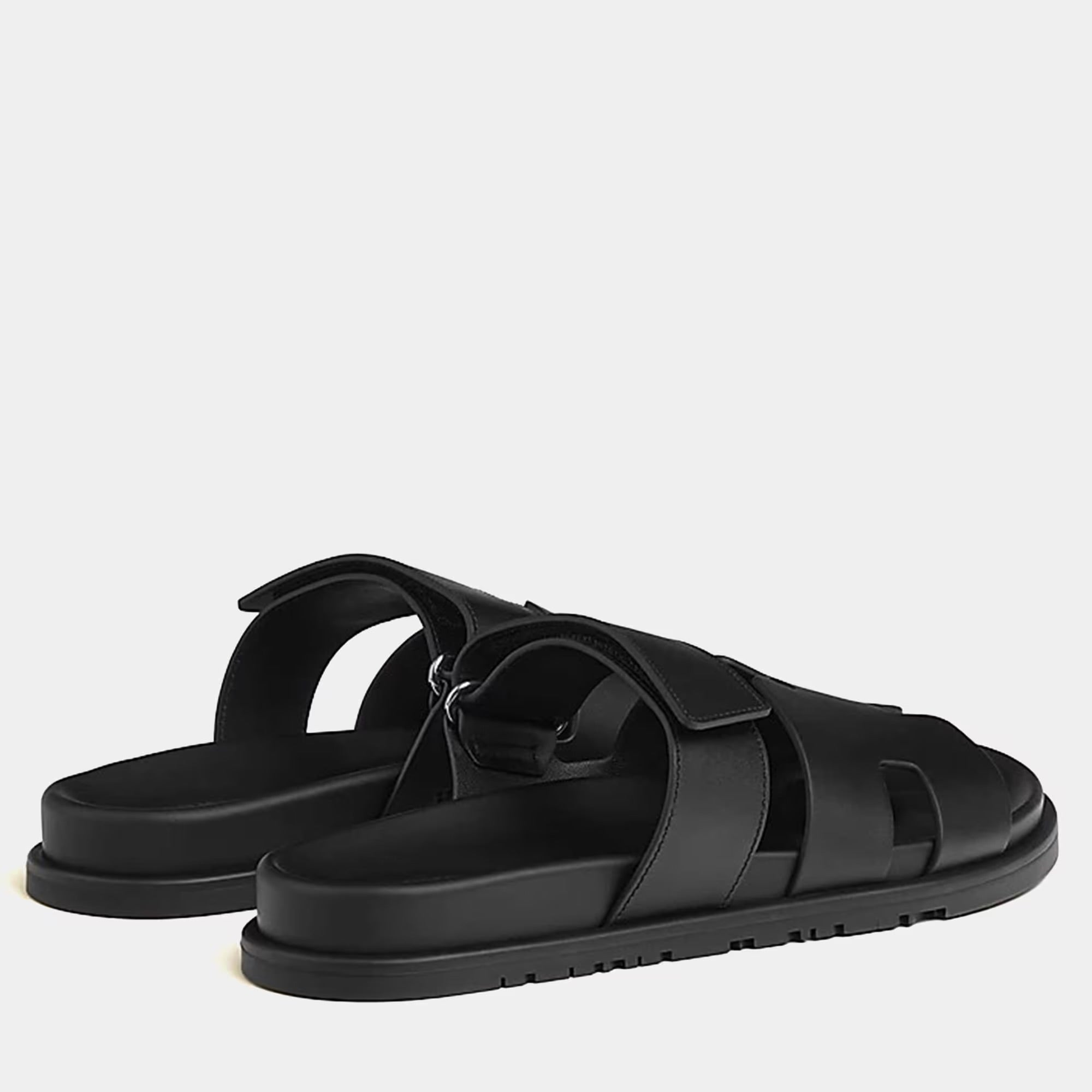 Hermes Chypre Sandal Size 43 Noir Calfskin