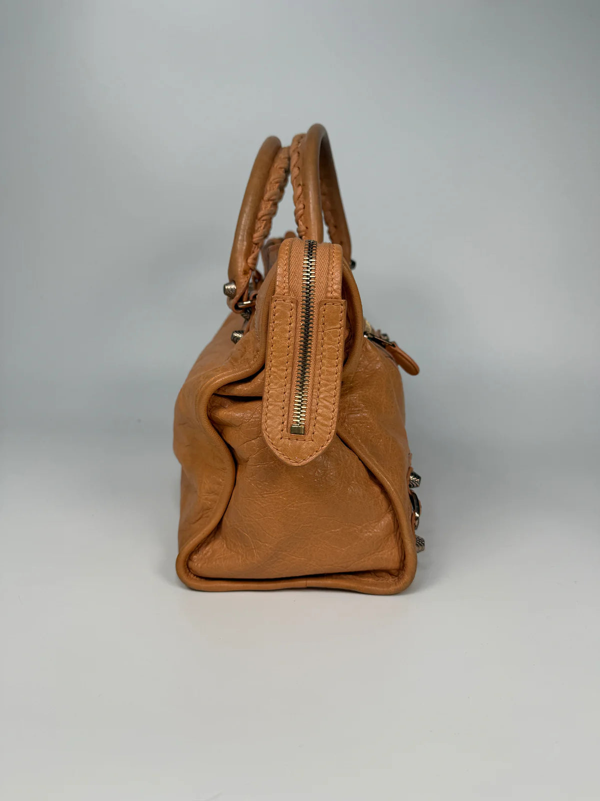 BALENCIAGA MEDIUM LE CITY BAG IN PEACH LEATHER WITH GOLD HARDWARE