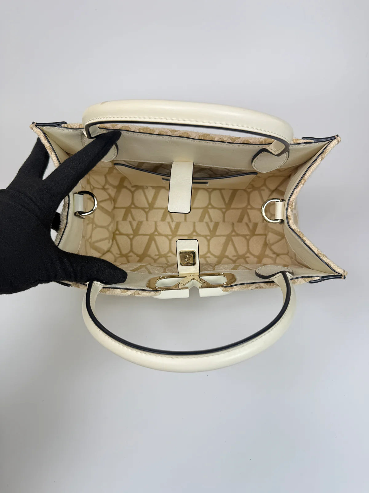 VALENTINO GARAVANI CANVAS TOTE IN BEIGE CANVAS AND LEATHER WITH GOLD HARDWARE