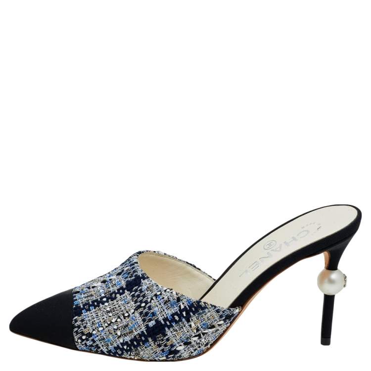 Chanel Black/Blue Tweed And Grosgrain Pointed Toe CC Pearl Embellished Heel Mule Sandals Size 37.5
