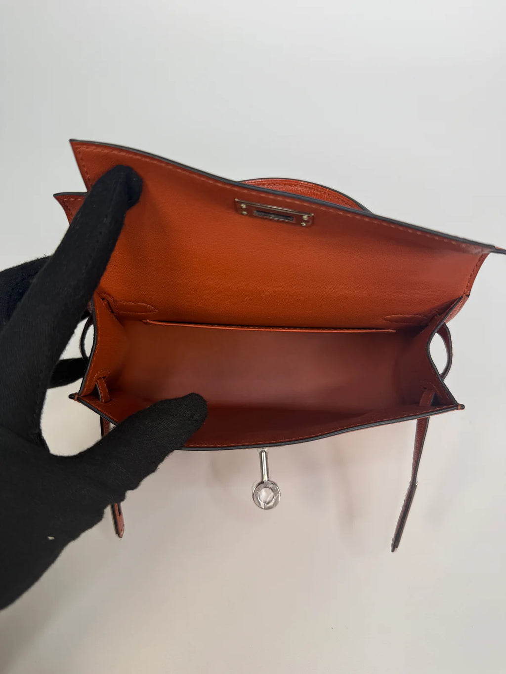 HERMÈS MINI KELLY IN CUIVRE CHÈVRE MYSORE LEATHER WITH PALLADIUM HARDWARE