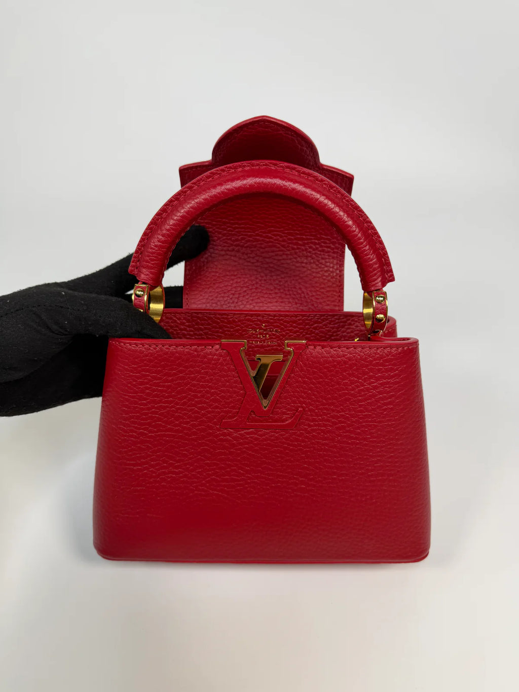LOUIS VUITTON CAPUCINES MINI BAG IN SCARLET TAURILLION LEATHER WITH GOLD HARDWARE