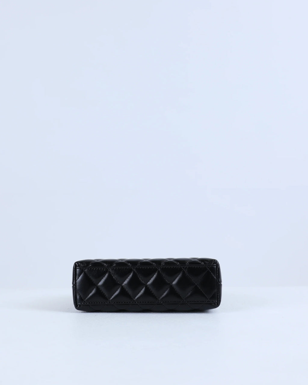 Chanel Kelly Bag Shiny Aged Calfskin & Gold-Tone Metal in Black Medium size