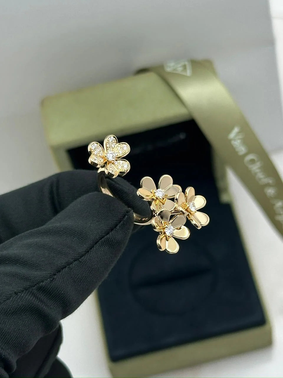 Van Cleef And Arpels Frivole Between The Finger Ring Size 50