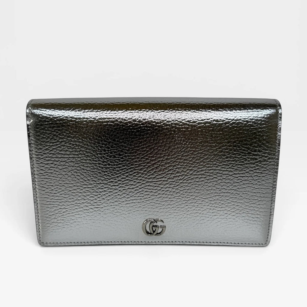 GUCCI GG MARMONT LEATHER WALLET ON CHAIN