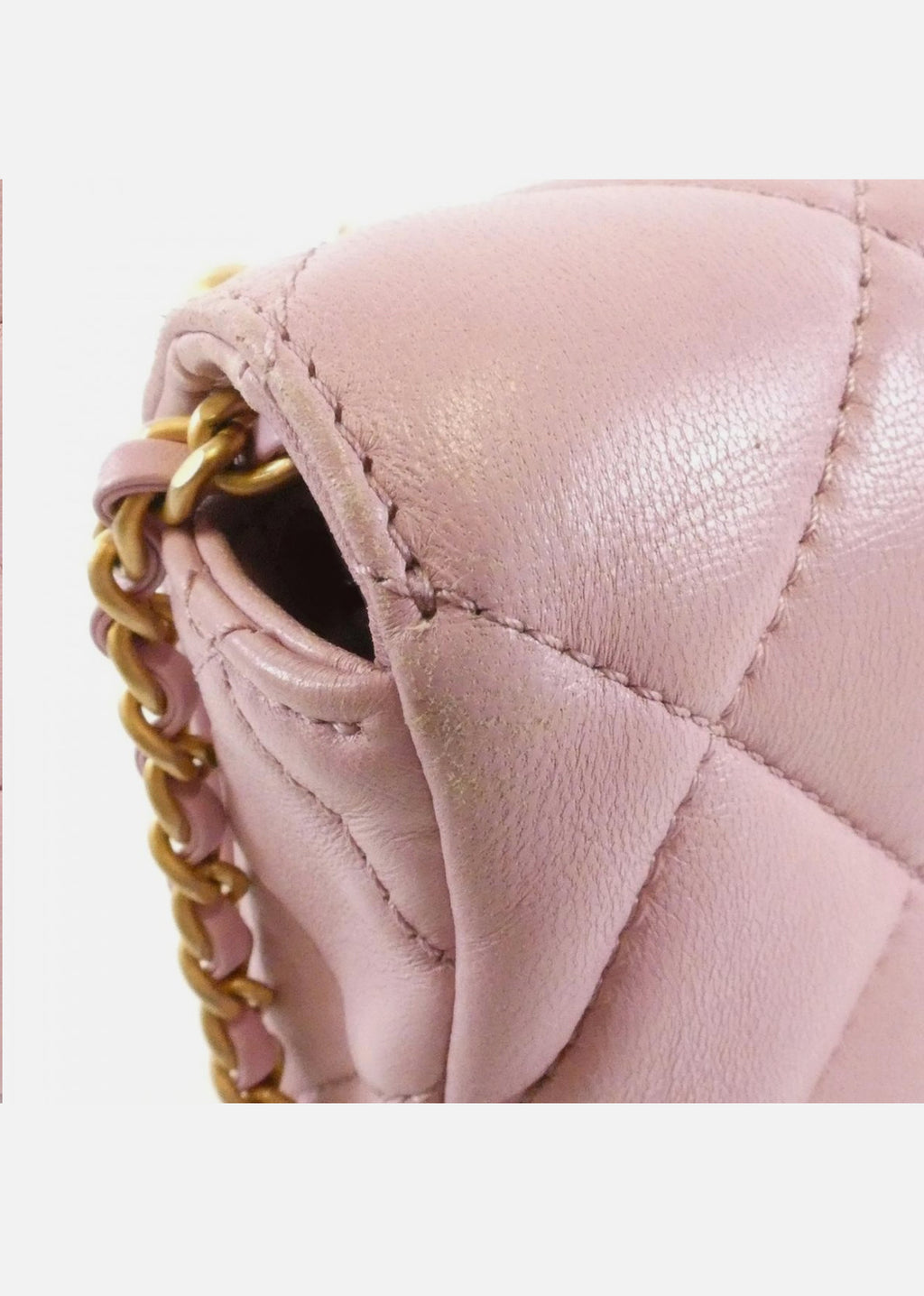 Chanel Pink Lambskin Shoulderbag With Gold Hardware