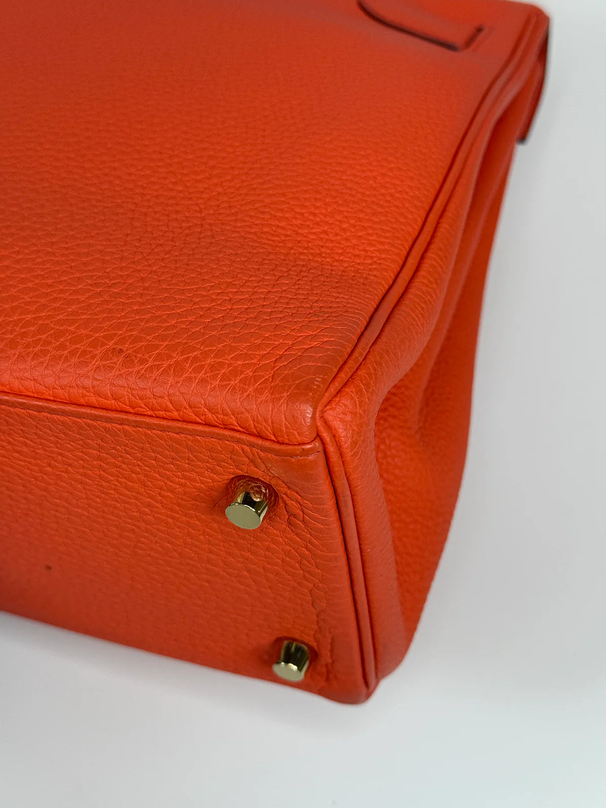 HERMÈS KELLY 28 IN CAPPUCINE TOGO LEATHER GOLD HARDWARE