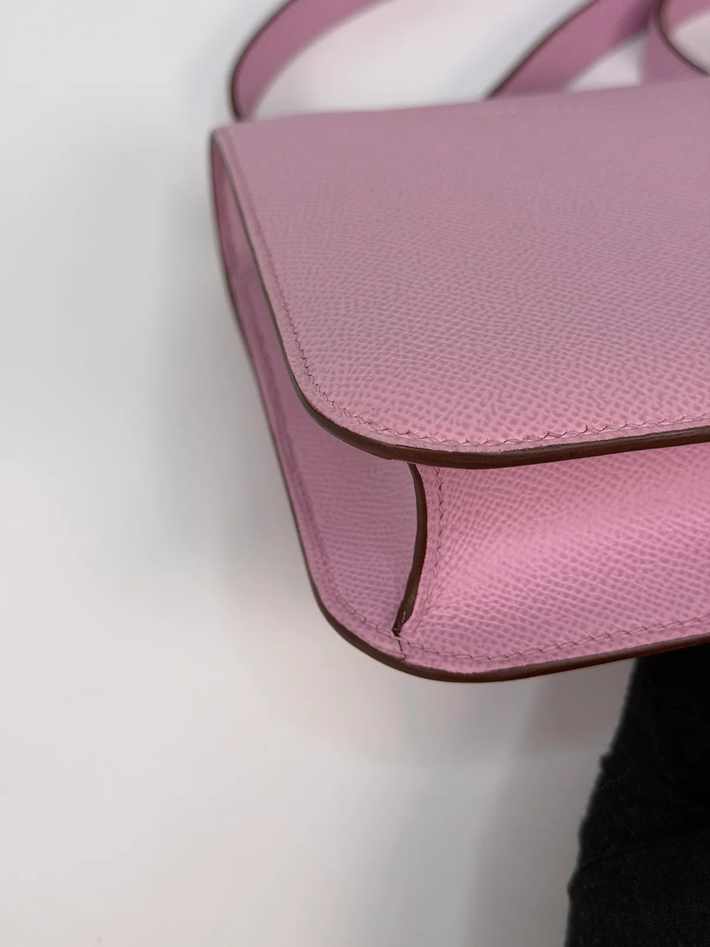 HERMÈS CONSTANCE 22 IN MAUVE SYLVESTER EPSOM LEATHER WITH GOLD HARDWARE