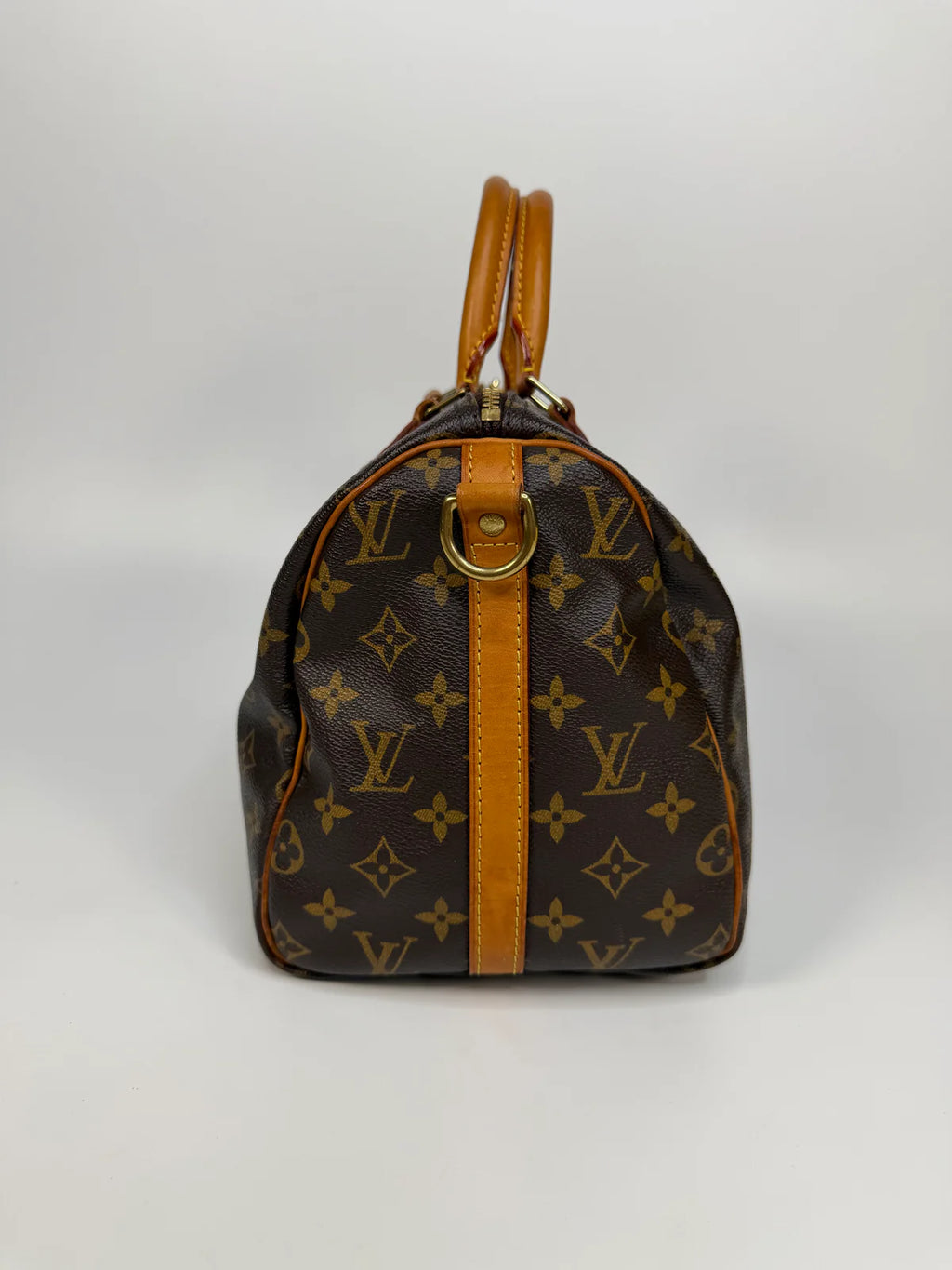 LOUIS VUITTON BANDOULIÈRE SPEEDY 30 IN MONOGRAM WITH GOLD HARDWARE