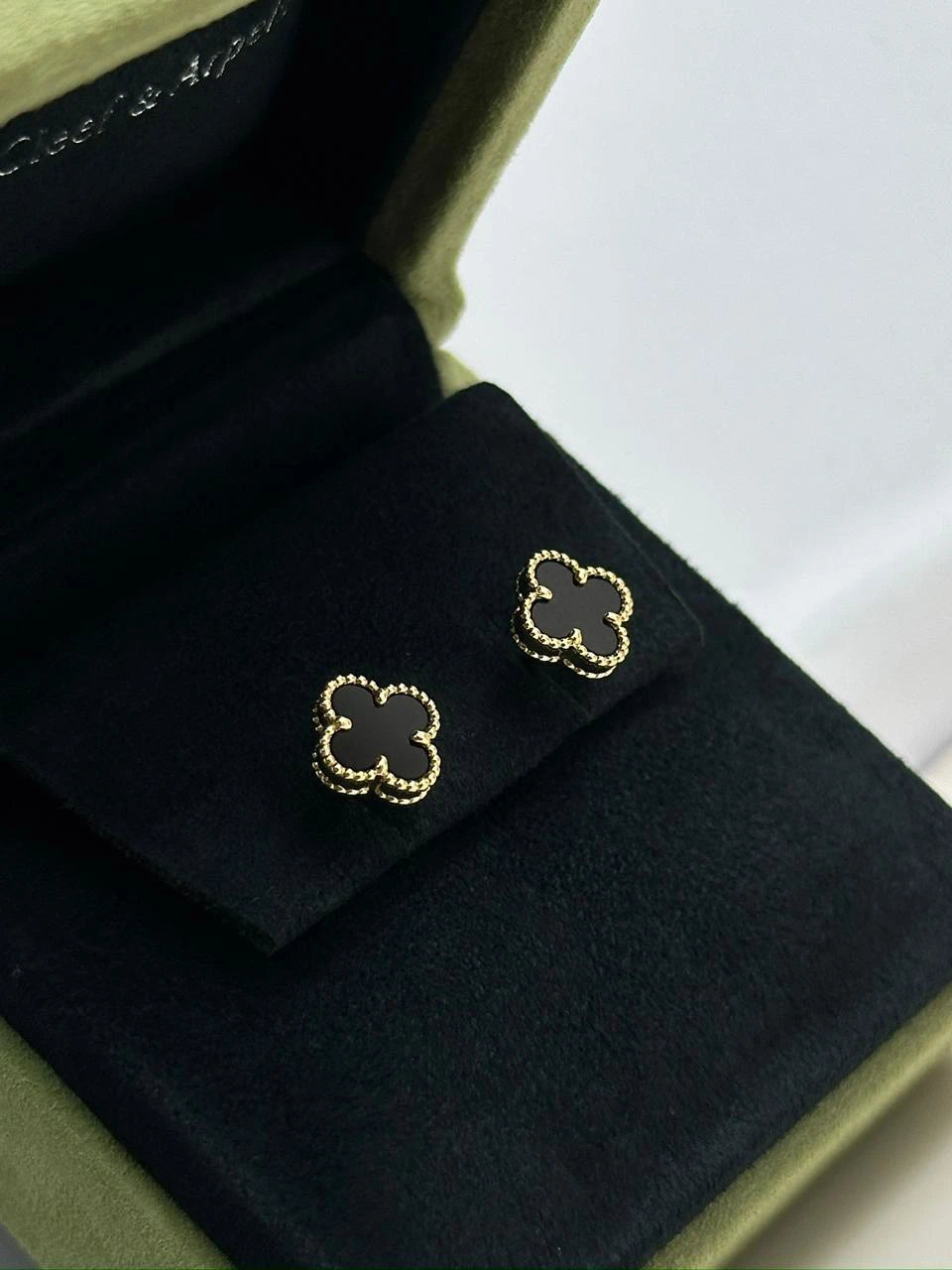 Van Cleef And Arpels Sweet Alhambra Earstuds
