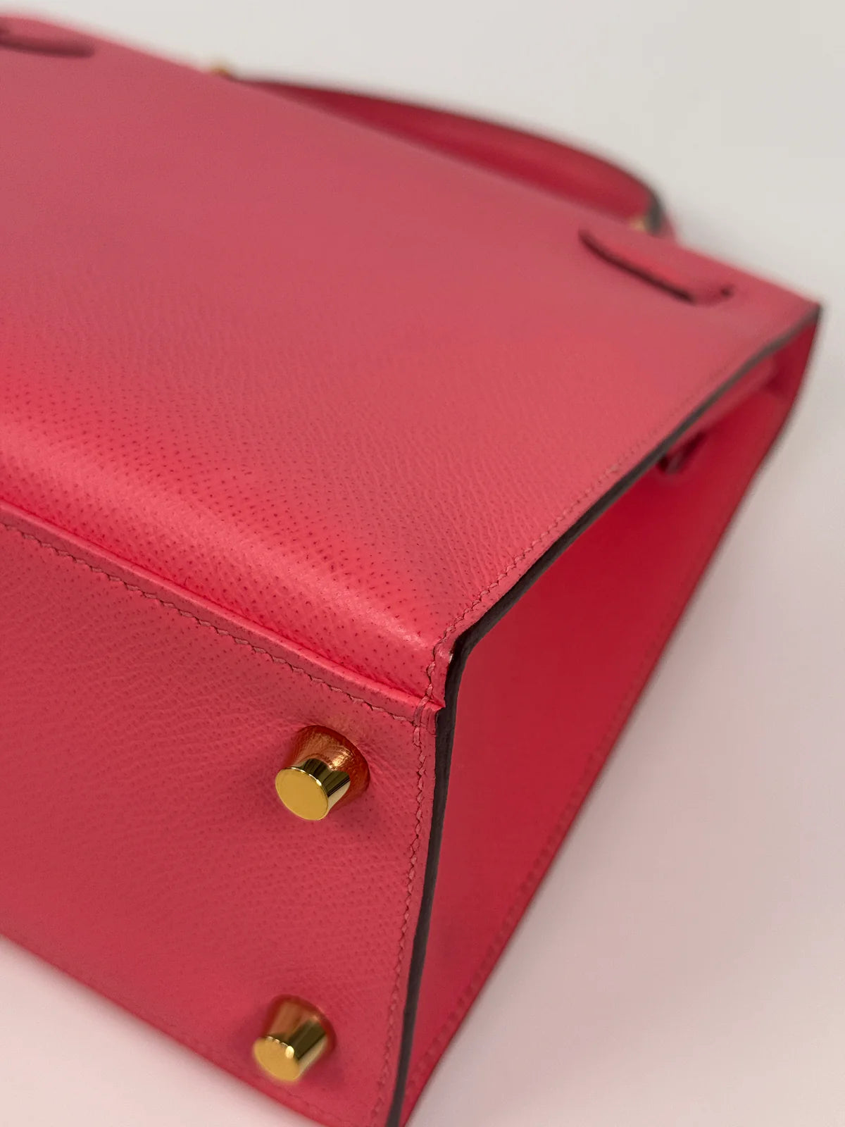 HERMÈS KELLY 25 IN ROSE AZALEA EPSOM LEATHER WITH GOLD HARDWARE