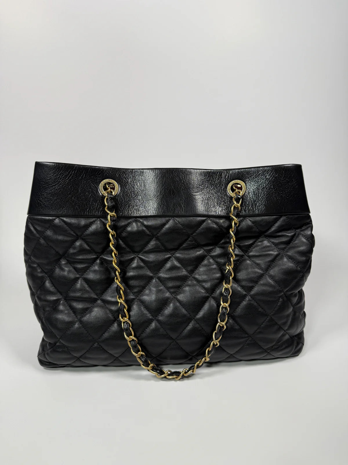 CHANEL MEDIUM SOFT ELEGANCE TOTE BAG