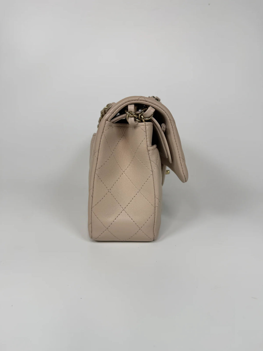 CHANEL SMALL CLASSIC DOUBLE FLAP IN LIGHT BEIGE LAMBSKIN LEATHER WITH PALE GOLD HARDWARE