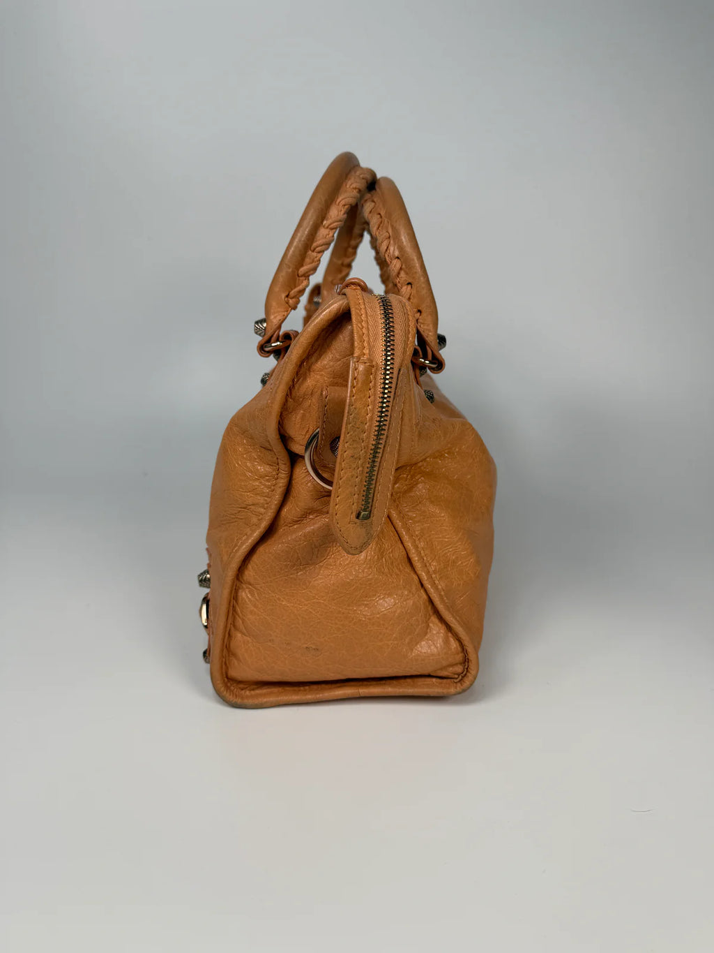 BALENCIAGA MEDIUM LE CITY BAG IN PEACH LEATHER WITH GOLD HARDWARE