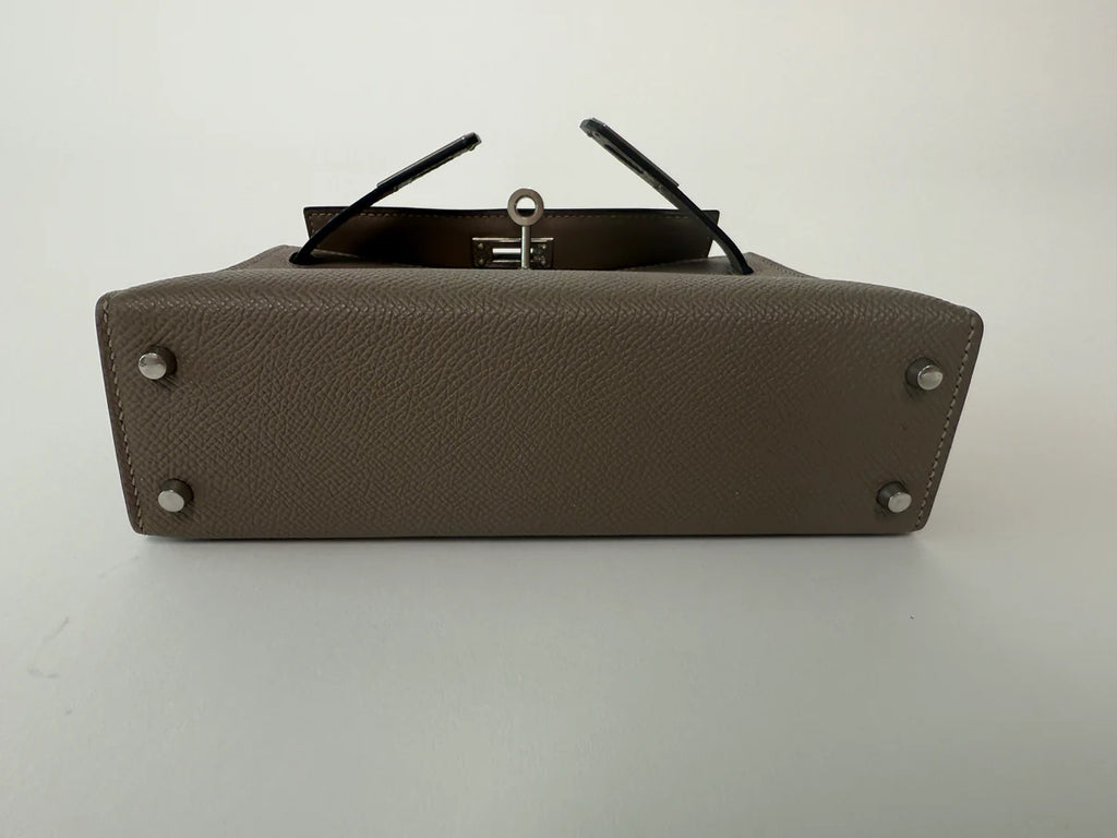 HERMÉS MINI KELLY GRIS ASPHALT IN EPSOM LEATHER WITH PHW