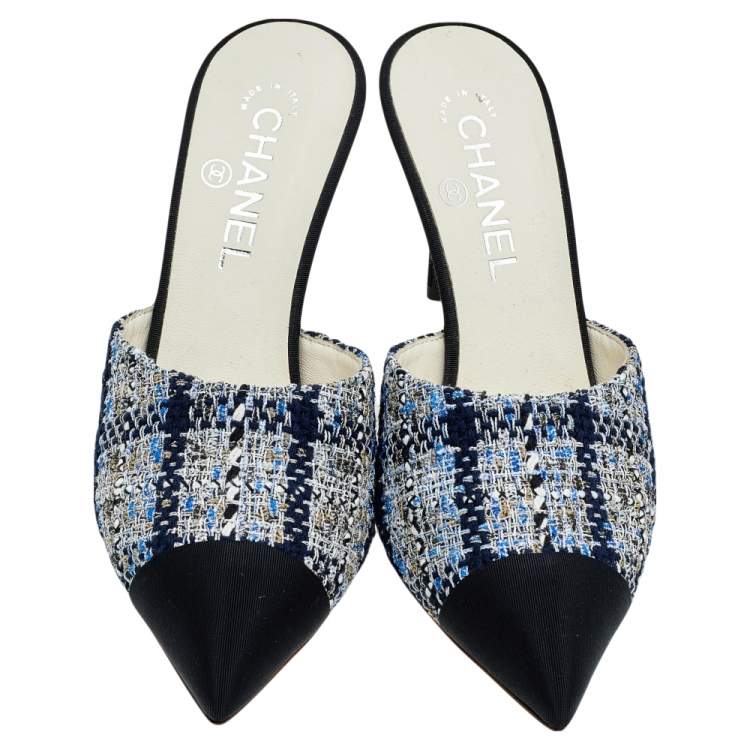 Chanel Black/Blue Tweed And Grosgrain Pointed Toe CC Pearl Embellished Heel Mule Sandals Size 37.5
