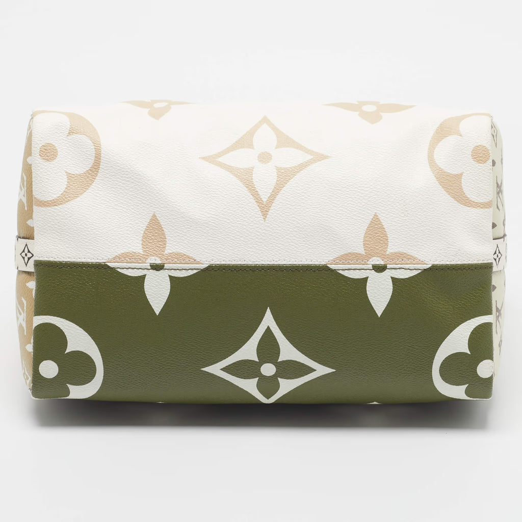 Louis Vuitton Speedy Bandouliere 30 Khaki/White Monogram Giant Canvas Bag