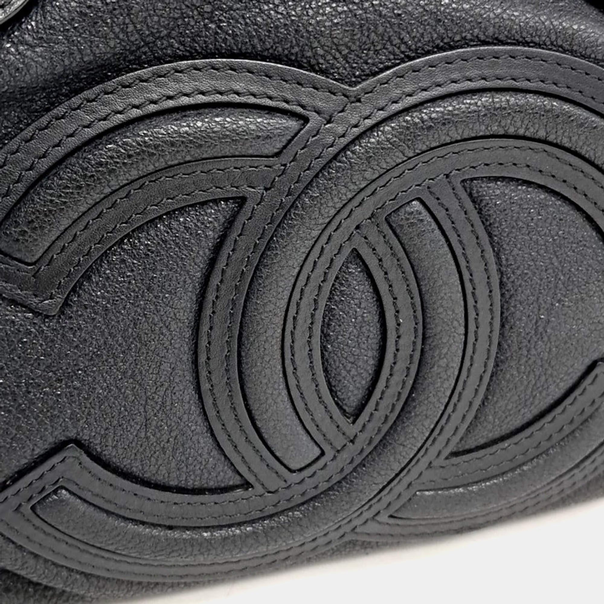 Chanel Black Leather tote bag