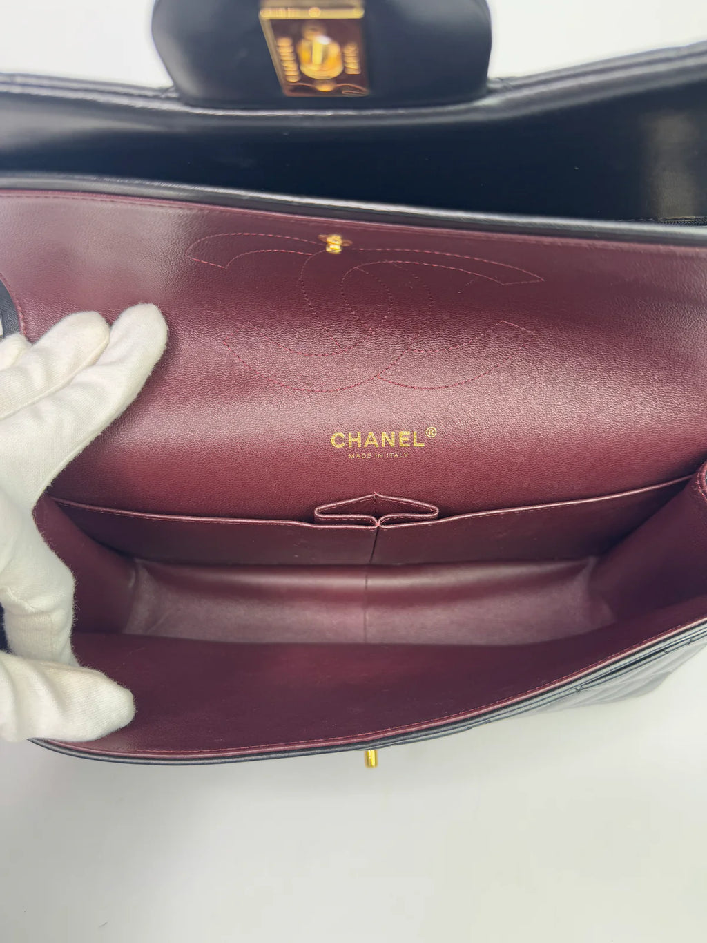 CHANEL BLACK LAMBSKIN LEATHER JUMBO CLASSIC DOUBLE FLAP GOLD HARDWARE